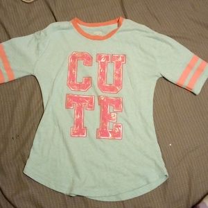 Im selling a very nice top its very comfortable